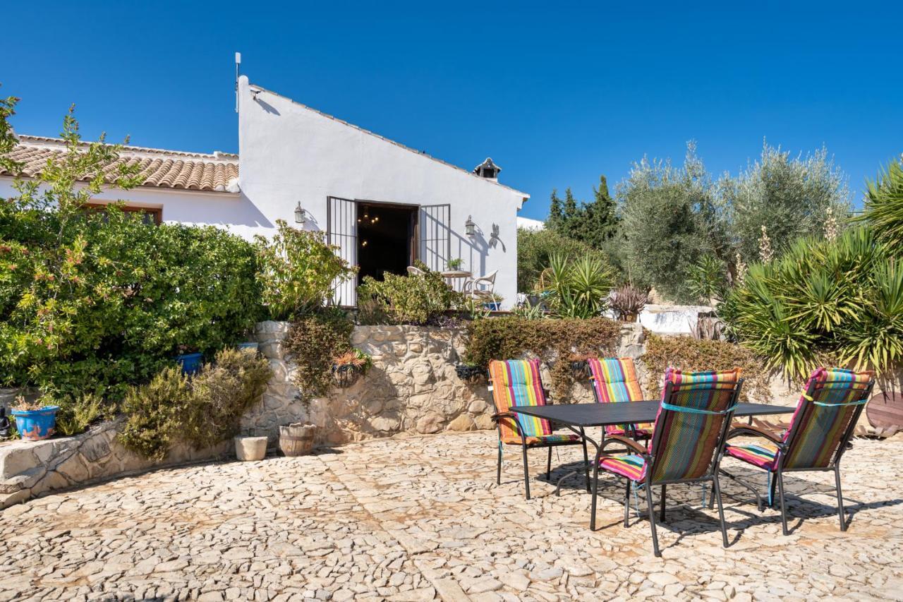 Hacienda La Buena Vida B&B En Appartementen Algarinejo Eksteriør bilde
