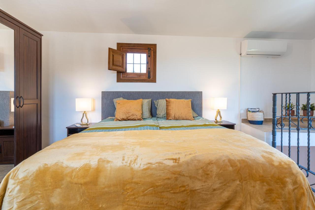 Hacienda La Buena Vida B&B En Appartementen Algarinejo Eksteriør bilde
